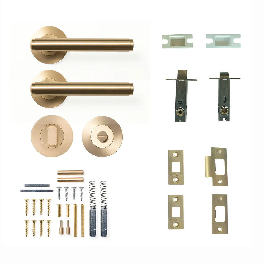 Momo Bellevue Plain Lever Door Handle Solid Brass Tubular Latch Privacy Set - Image 3