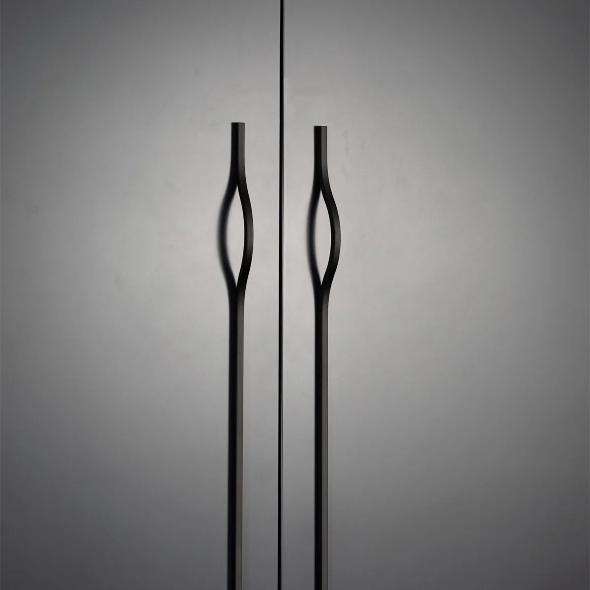 Momo Brave Bow Handle - Available In Various Finishes and Sizes - Image 2