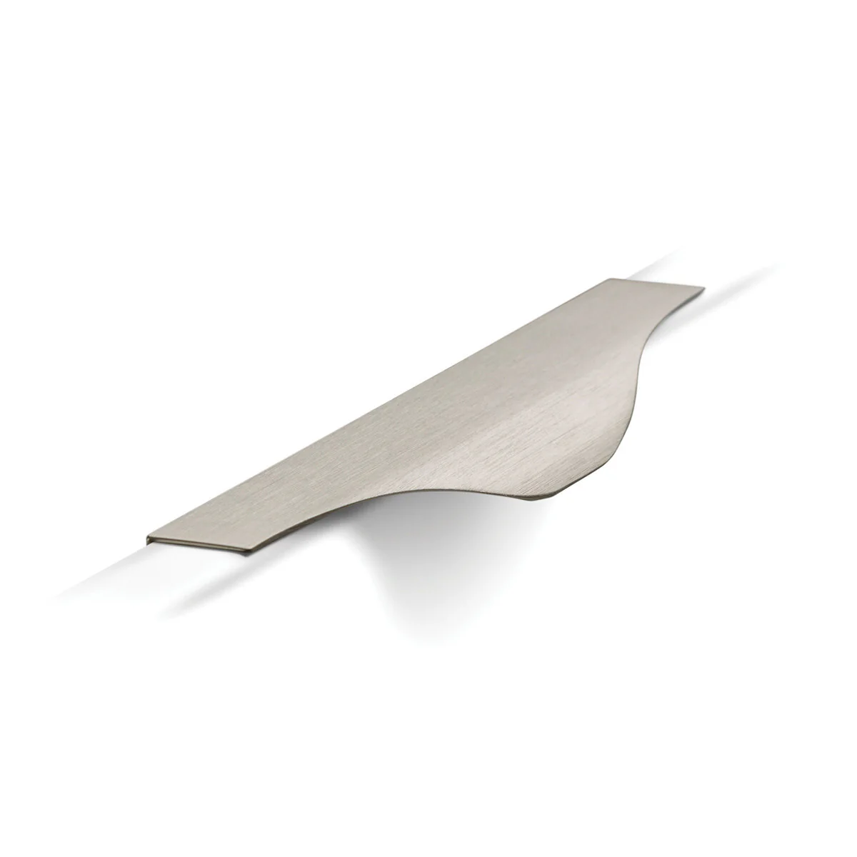 Momo Noma Lip Pull Handle - Available In Various Finishes and Sizes - Image 3
