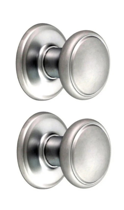 Nidus Door Knob Wentworth Privacy Set Polished Chrome w/ Latch WDFCPPAMRCP - Image 3