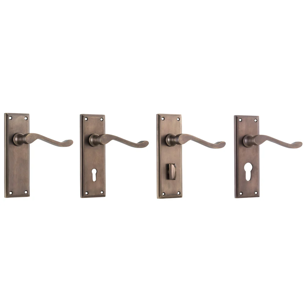 Tradco Camden Door Lever Handle on Rectangular Backplate Antique Brass