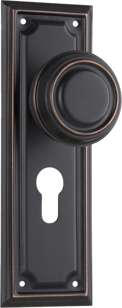 Tradco Edwardian Door Knob on Rectangular Backplate Antique Copper - Image 3