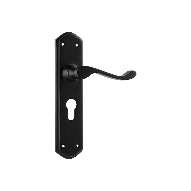Tradco Windsor Lever Door Handle on Shouldered Backplate Matt Black - Image 2