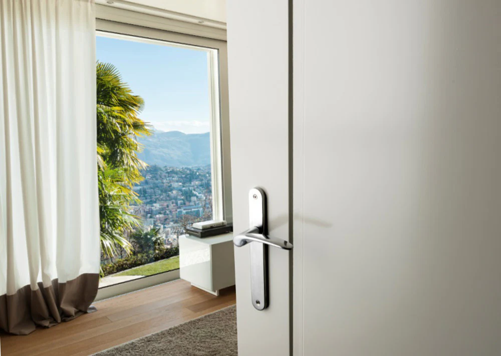 Zanda Apollo Longplate Door Lever Handle - Available in Various Finishes and Function - Image 2