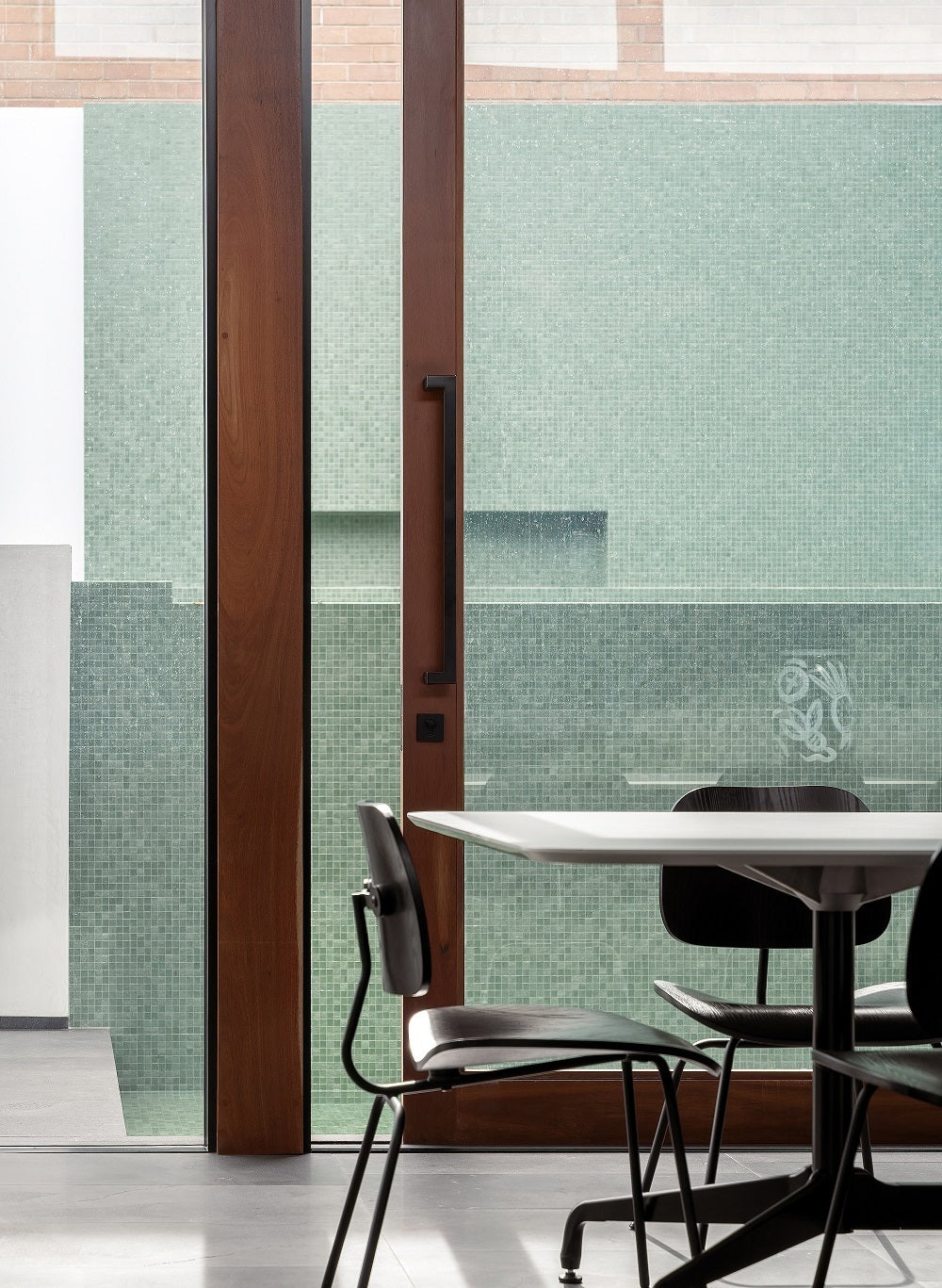 Zanda Nitro Offset Door Pull Handle - Available in Various Finishes and Sizes - Image 3