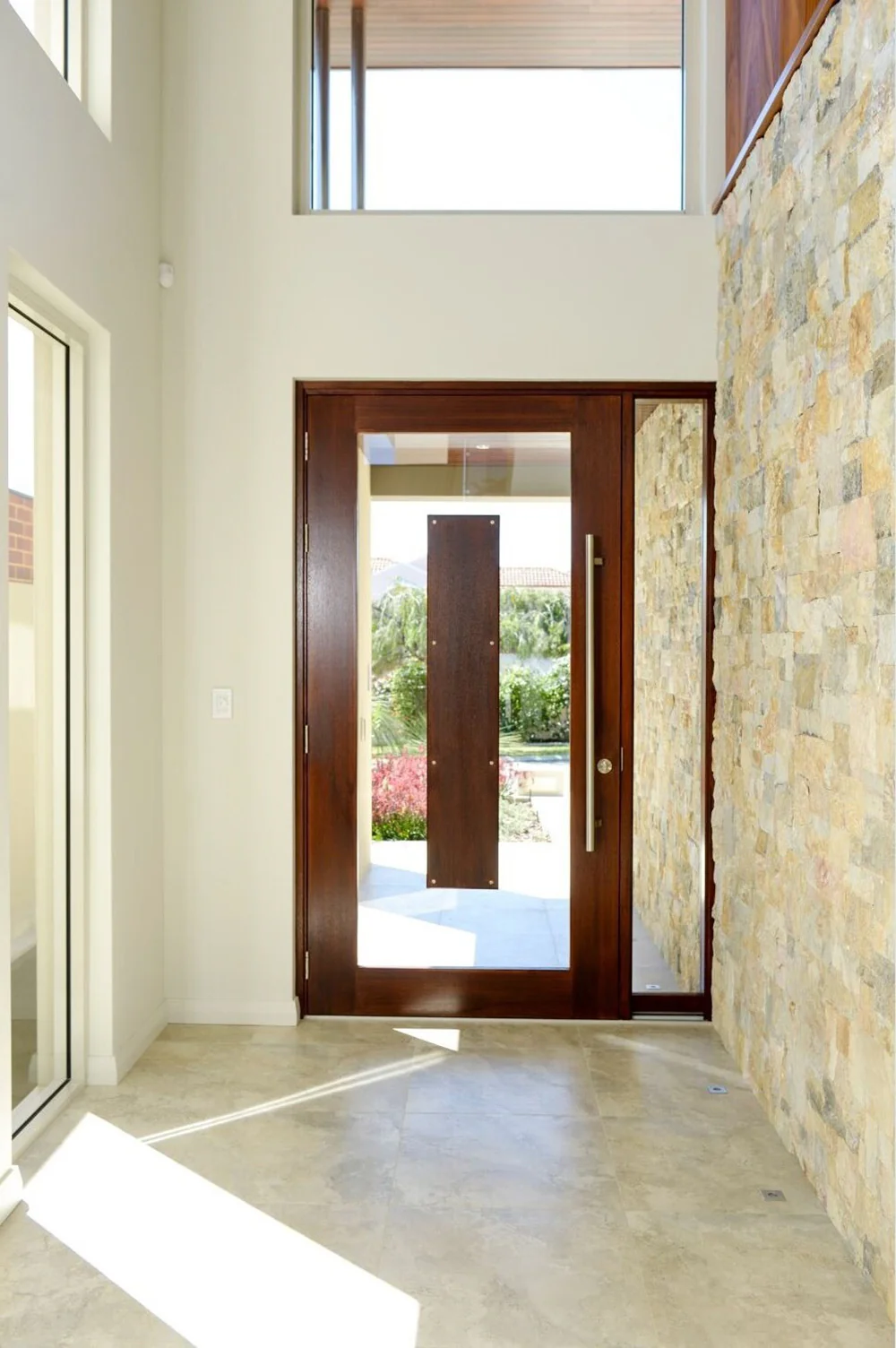 Zanda Round Offset Door Pull Handle - Available in Various Fixings and Sizes - Image 3